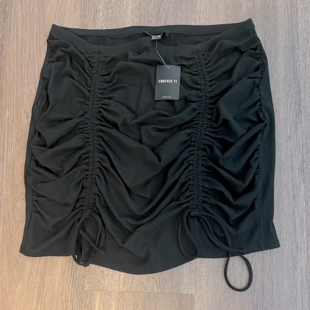 Plus Size Ruched Mini Skirt